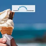 Ostseeliebe, direkt an der Promenade